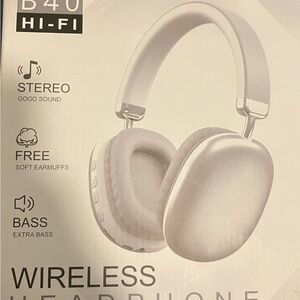 B40 Wireless Headphones with Soft Earmuffs !Accepting Offers!